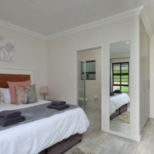 4 BHK furnished Apartment Ultimate Cleaning