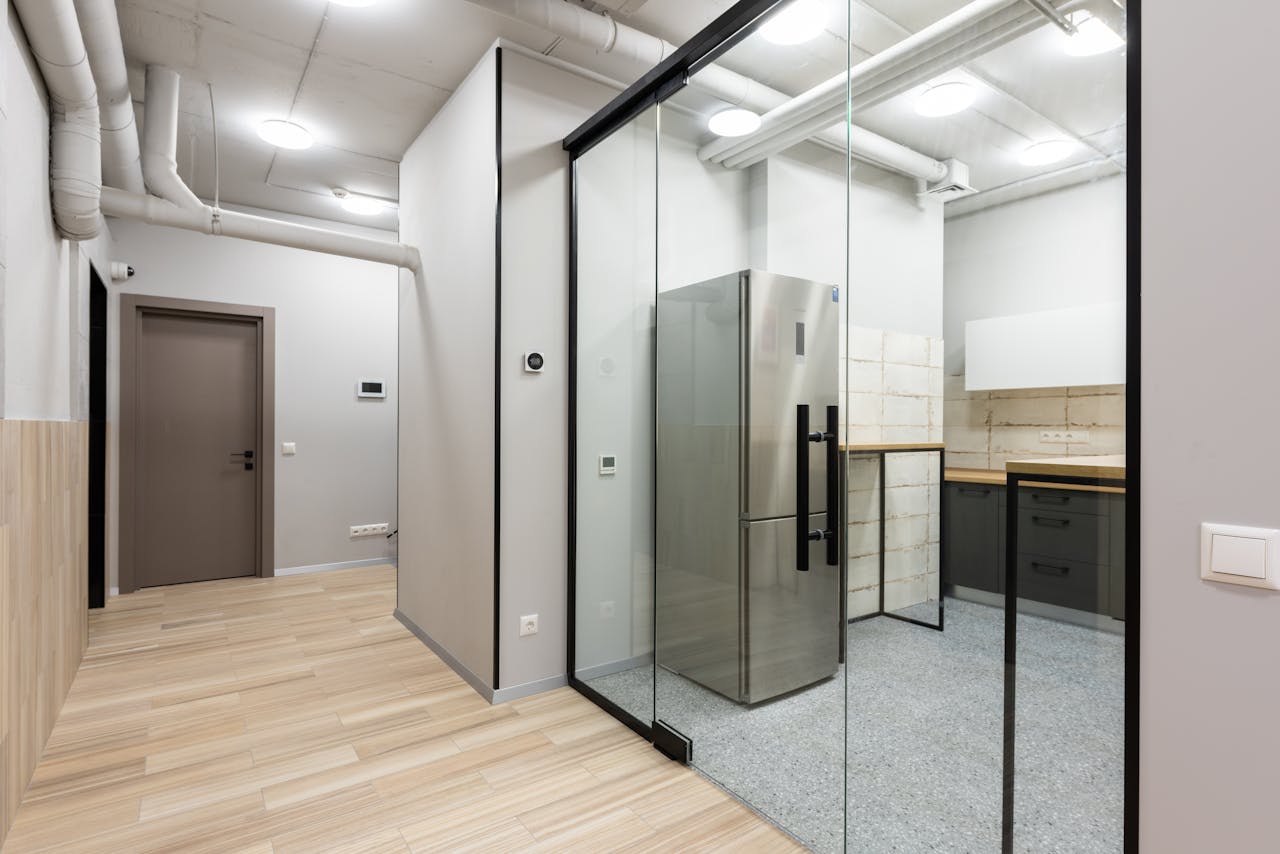 Deep Cleaning Furnished Office ( 1000-2000 sq ft )
